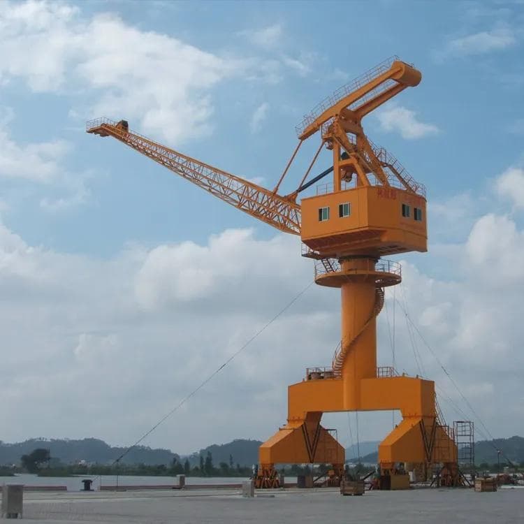 Material Handing 40 Ton Shipyard Mobile Slewing Harbour Portal Crane