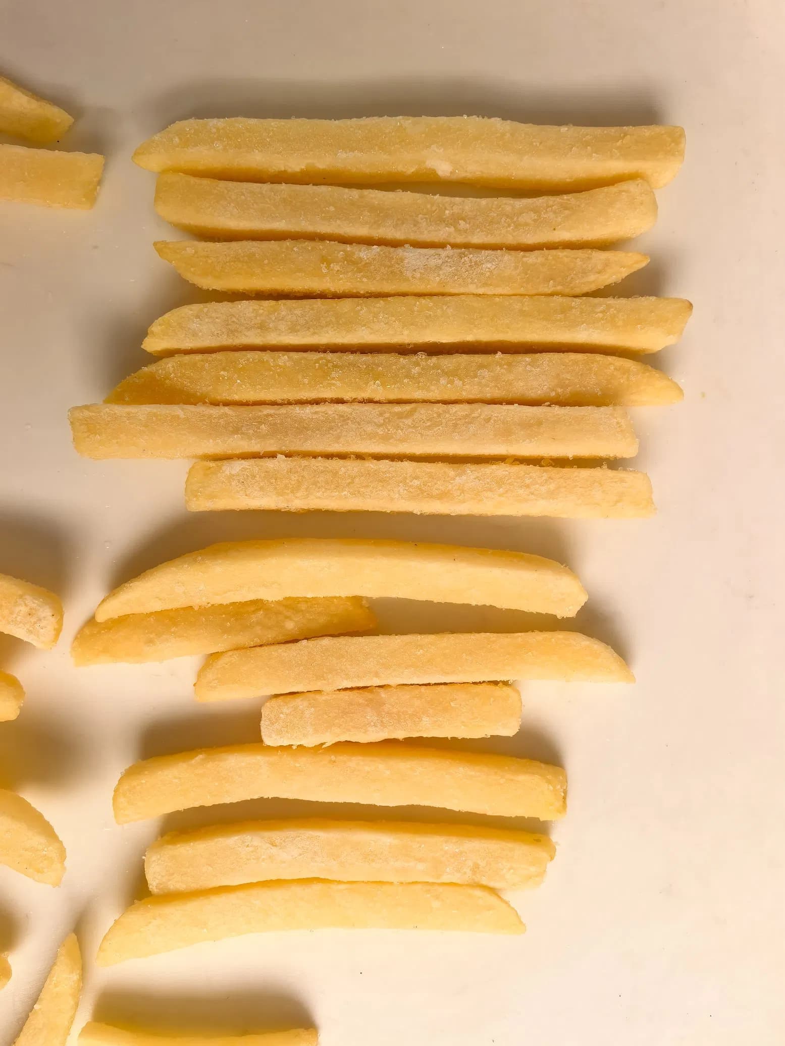 Frozen Straight Cut French Fries, Ideal for Fast Food and Restaurant Use