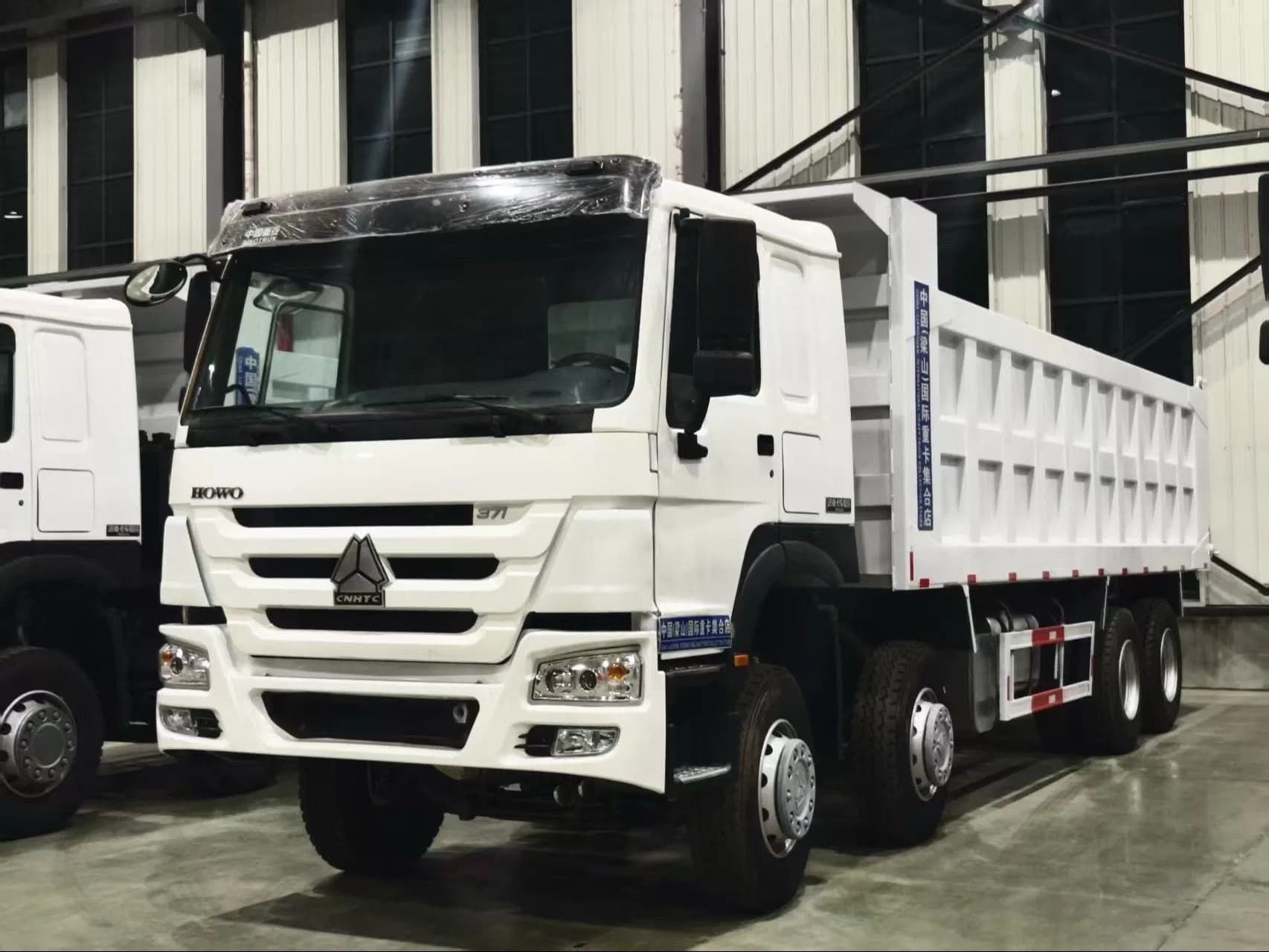 Used and New Sinotruk HOWO Dump Truck for Heavy Duty Mining Construction