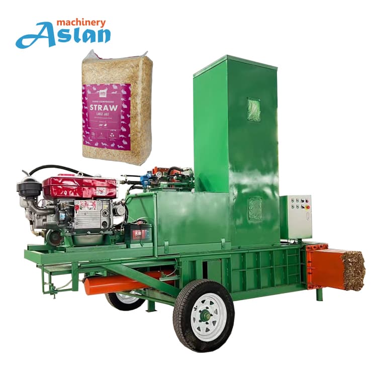Poultry Fine Cut Straw Baling Bagging Machine Movable Barley Corn Straw Crusher Baler Machine