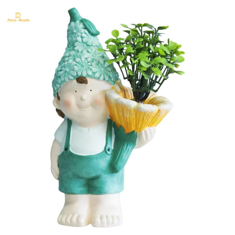 Lightweight Polyresin Chef Potted with Spatula for Kitchen Window Display