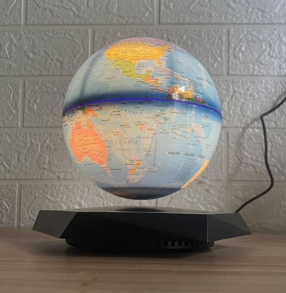 New Magnetic Levitation Floating Globe Light 7inch for Office Promotion Gift