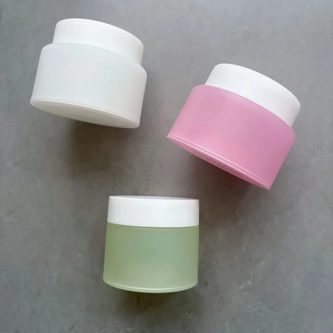 50ml/100ml Luxury Matte Frosted Plastic Cream Jars Cosmetic Body Butter Containers with Lids