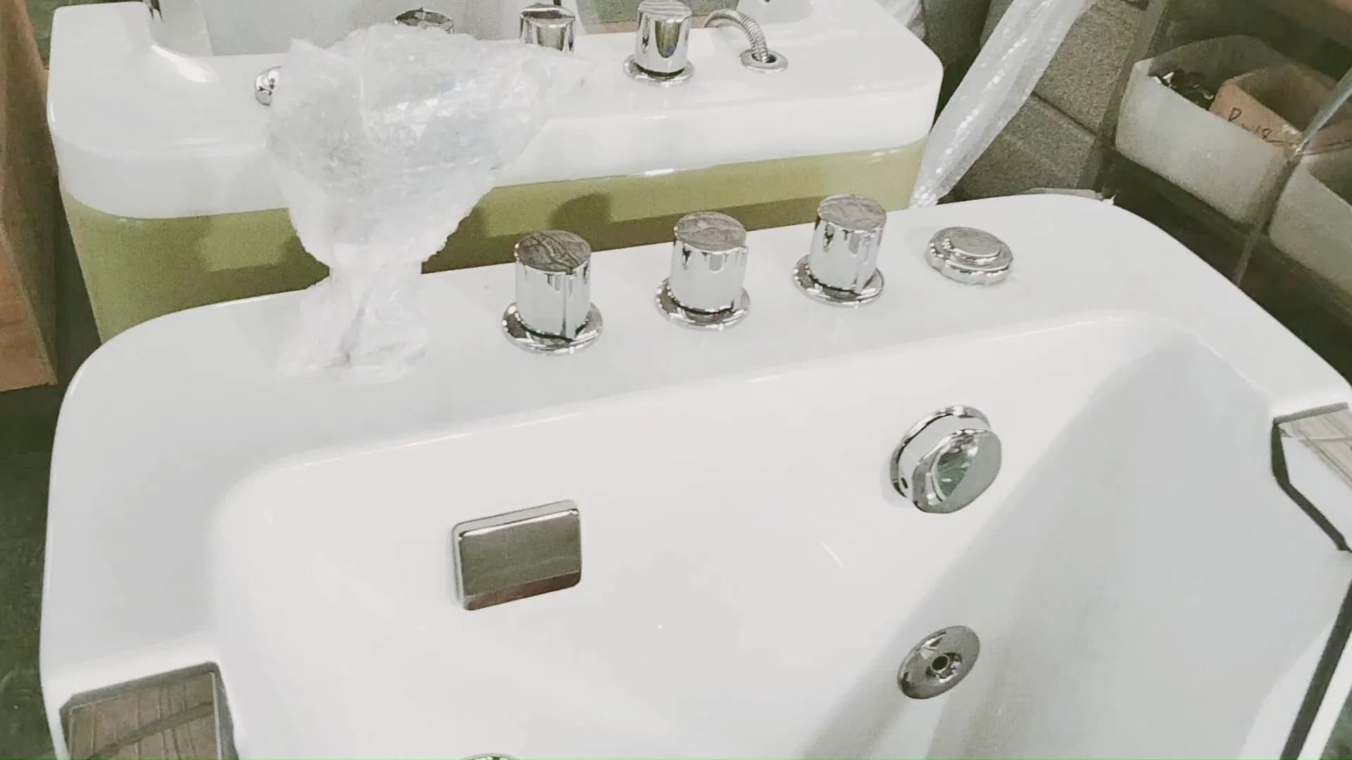 Children Use Small Orange Acrylic Bath Tub Baby Bathtub