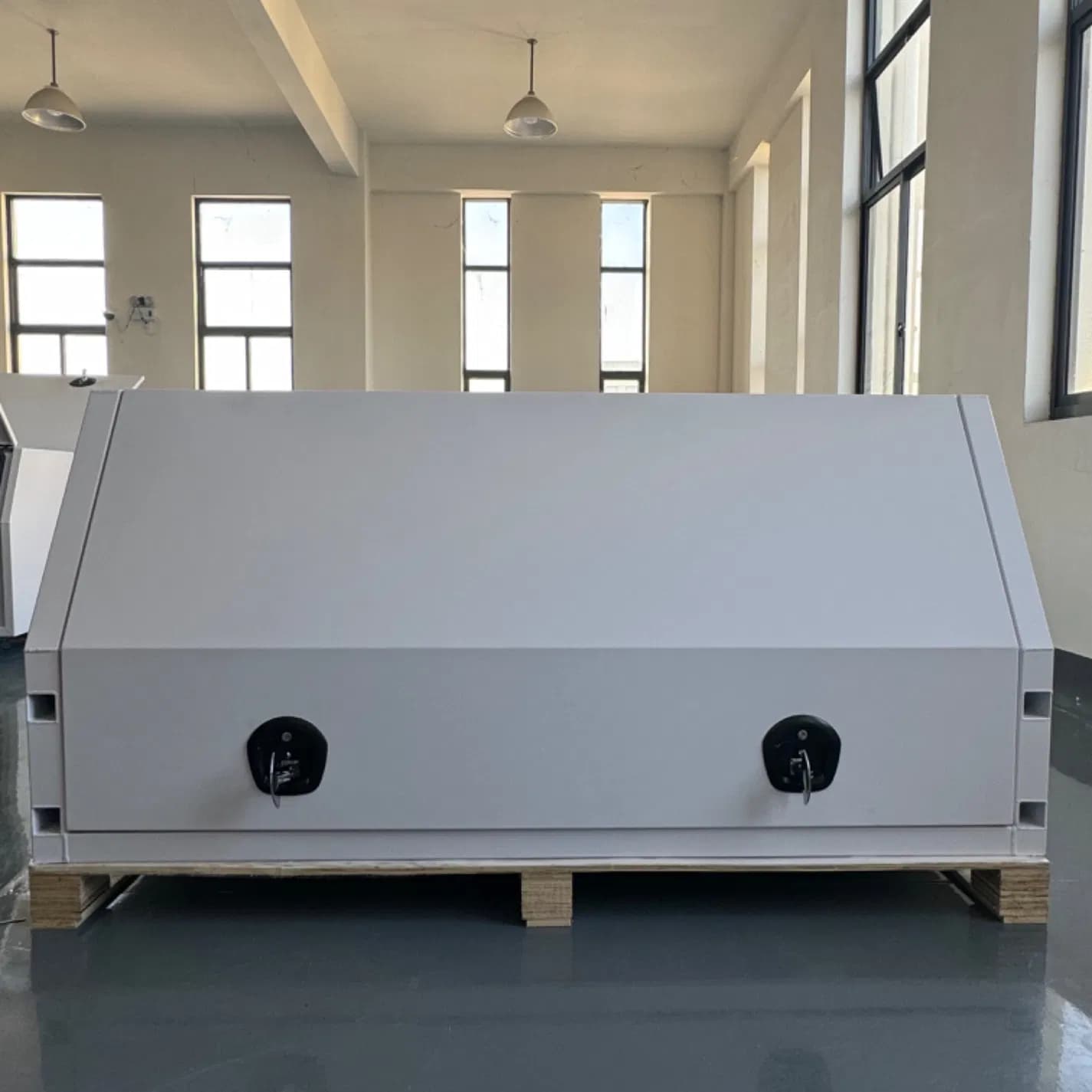 4X4 Dual/Single/Extra Cab Aluminum Ute Tray and Canopy with 3.0mm Flat Alloy