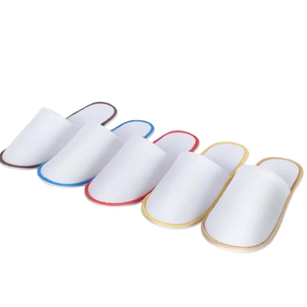 New Design Nap Cloth Disposable Closed Toe Male/Female/Kids Slippers in Gray/Yellow/Blue/Red with Non-Slip EVA Soles for Hotel/Beauty Salons/Homestays